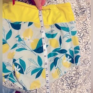 Oiselle Roga Toolbelt Running Shorts Size 8